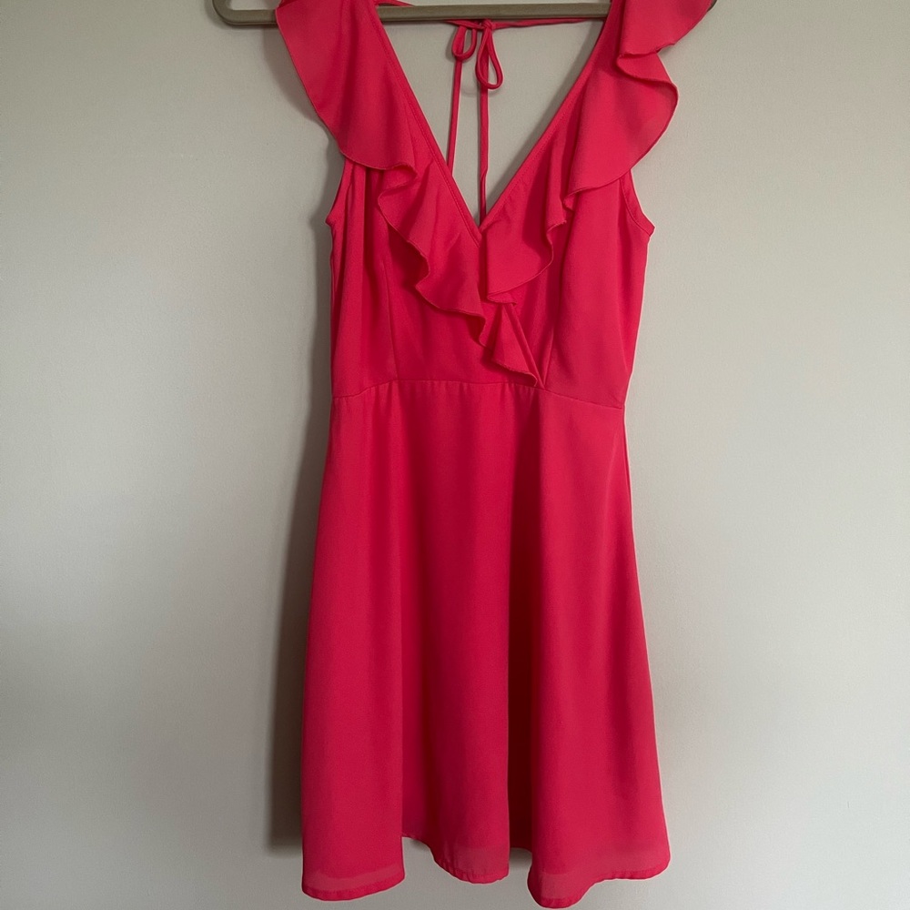 Pink lulus dress
